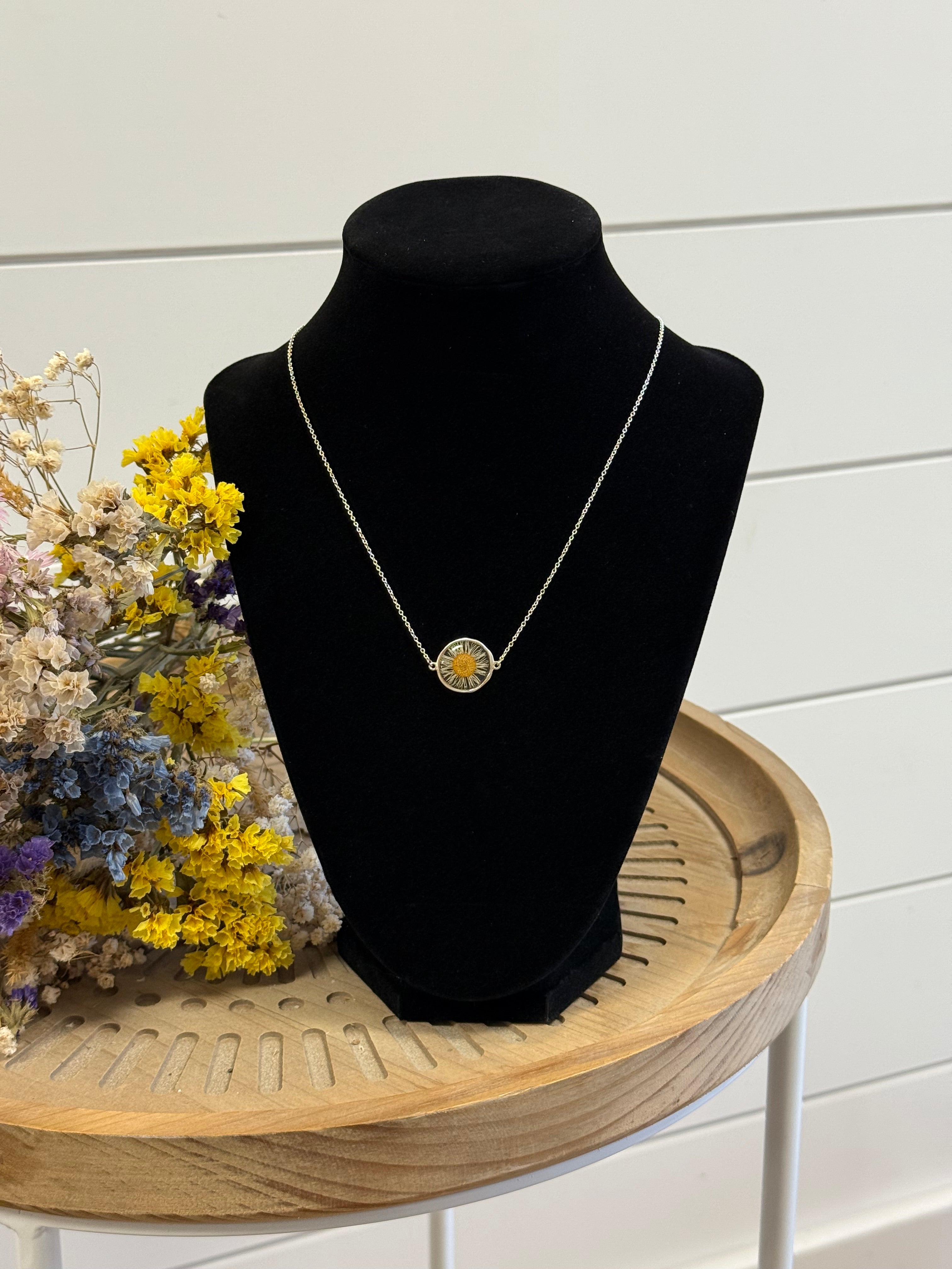 Fleabane Wild Daisy Single Pendant